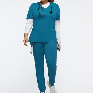 New Jaanuu Caribbean Blue Scrub set.